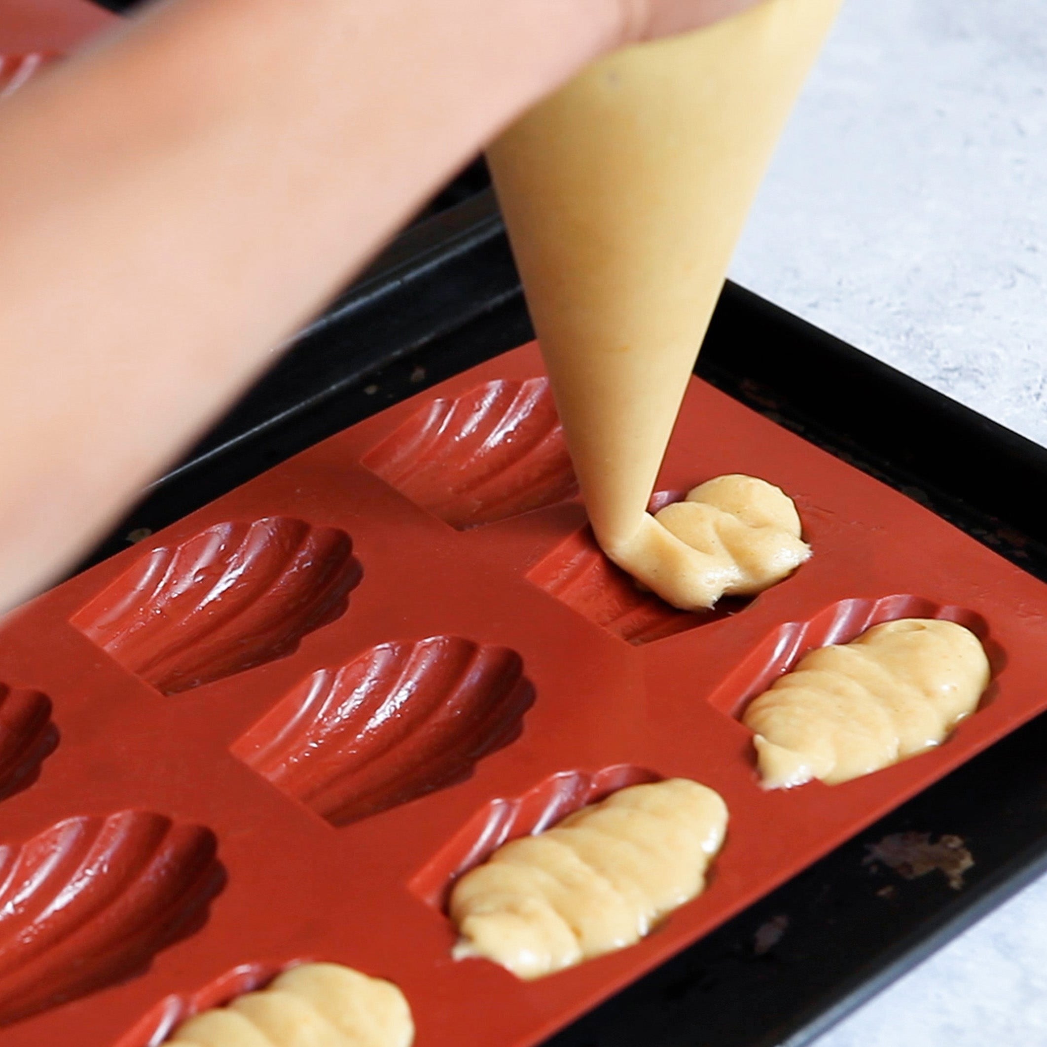 Silicone Madeleine Baking Mould