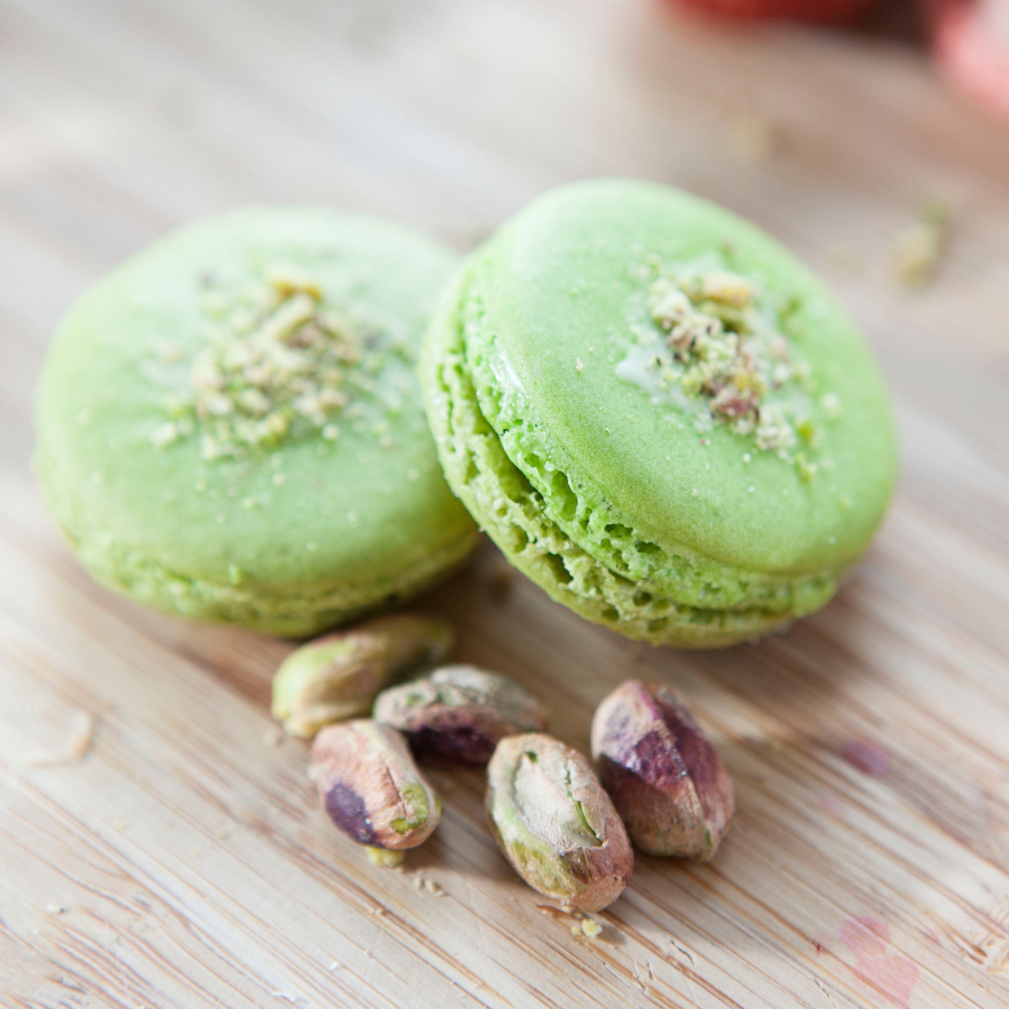 Pistachio Macaron Retail Box - Mon Dessert